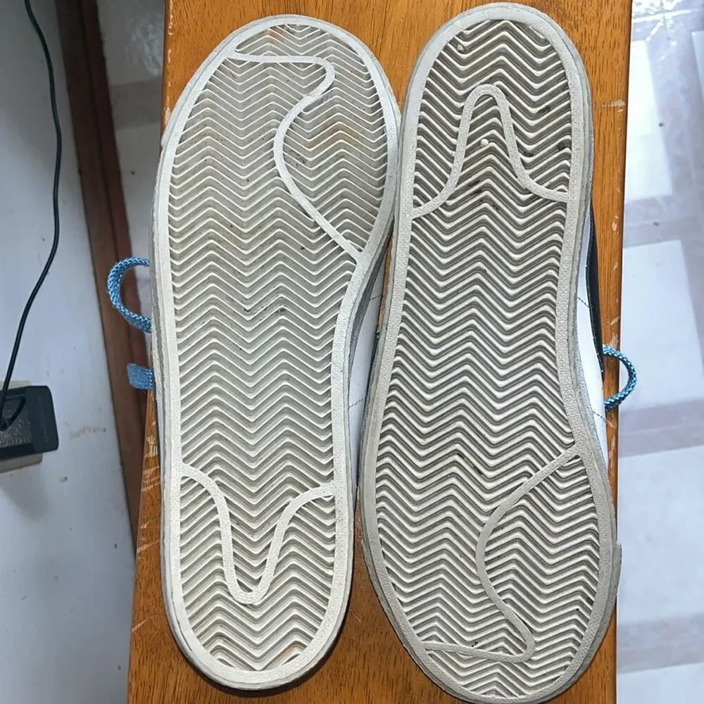 Nike cool shoes